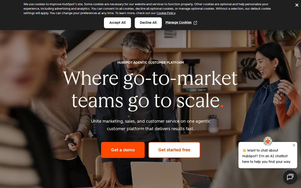 HubSpot Smart CRM homepage screenshot