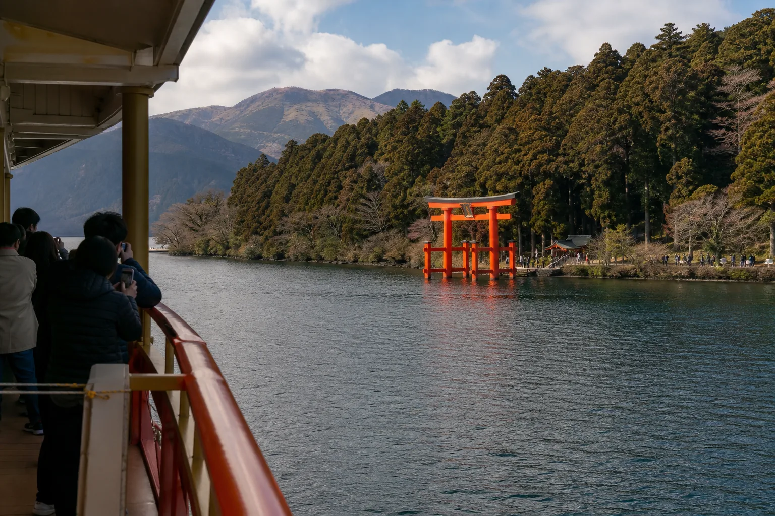 Lake Ashi cruise and Hakone Shrine on a Tokyo day trip.