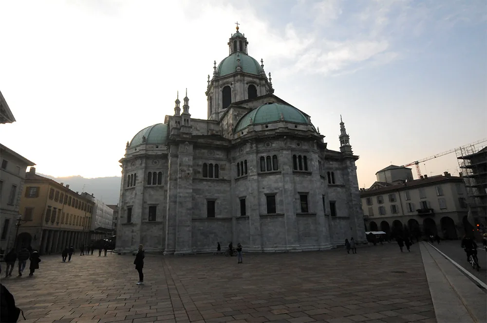 Photo of Cattedrale di Como: Gothic and Renaissance architecture in the city